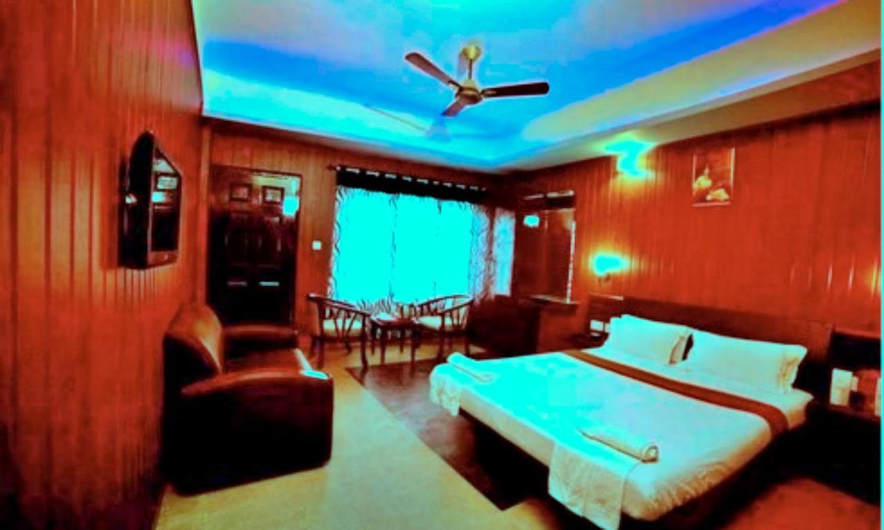 Red Castle Munnar Hotel Eksteriør billede