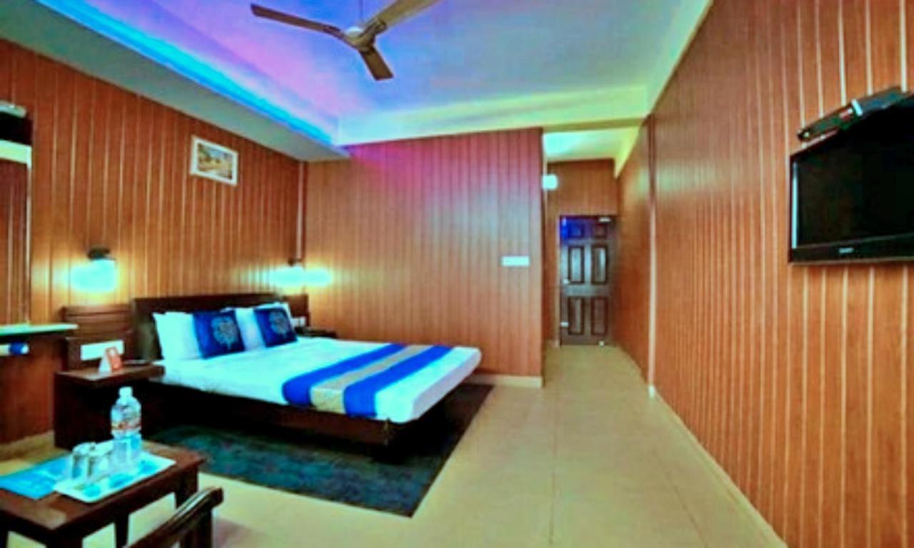 Red Castle Munnar Hotel Eksteriør billede